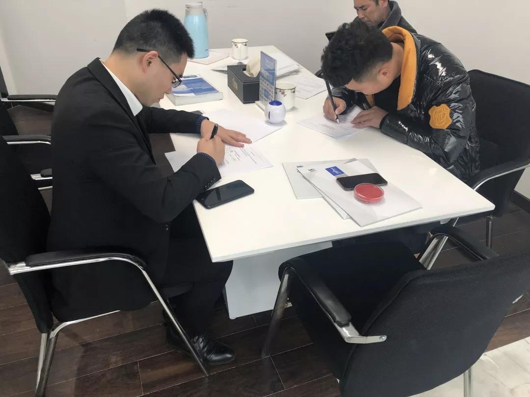 熱烈祝賀徐總簽約創綠家浙江省臺州市區級代理！