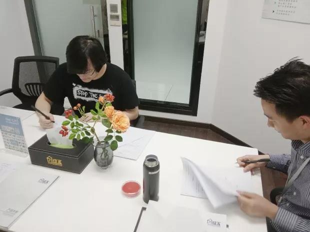 熱烈祝賀羅總簽約創綠家江蘇省南京市區級代理！